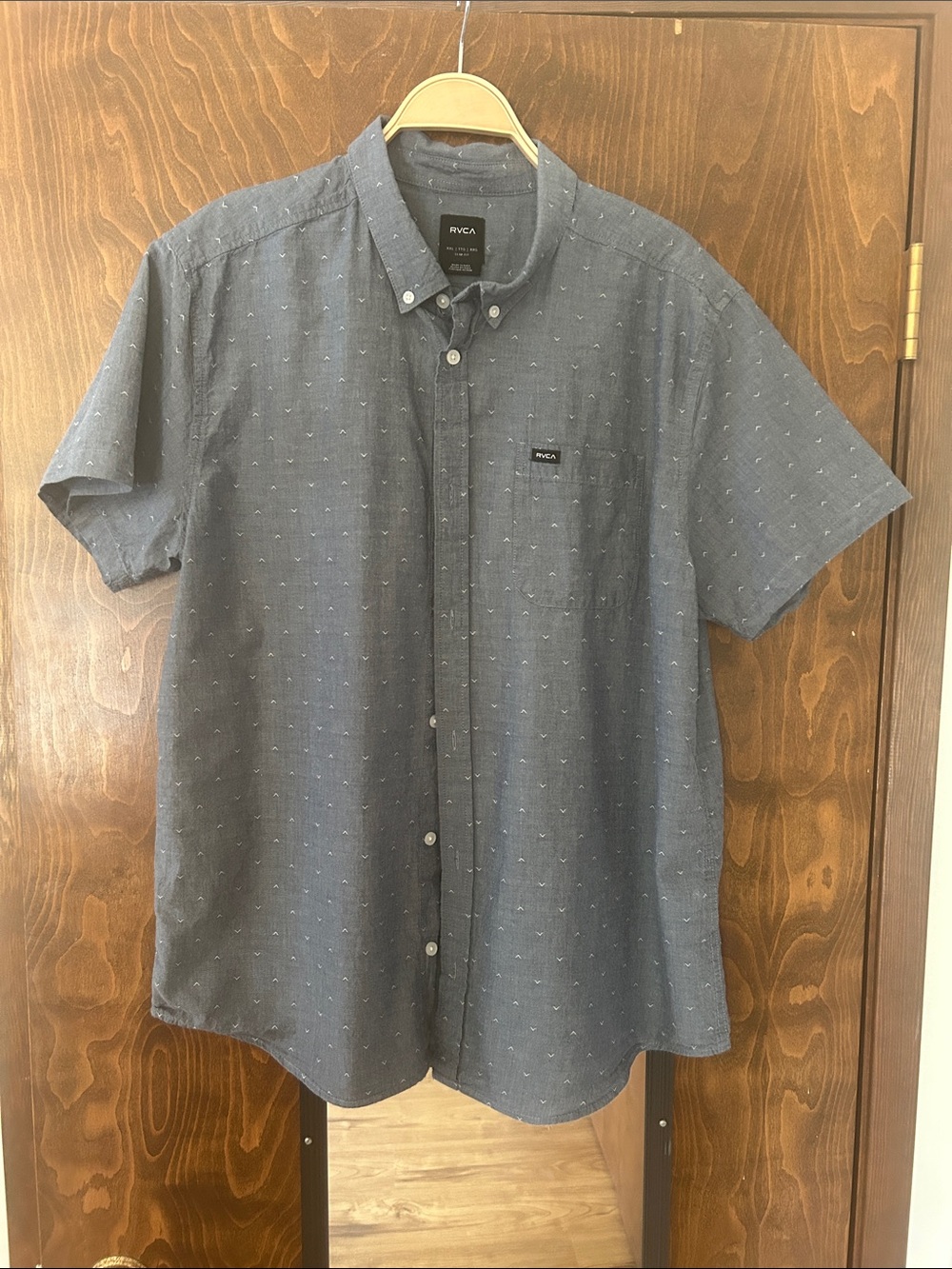 RVCA Men's Short-Sleeve Slim Fi Button-Down Shirt — Charcoal Blue with Micro Dot